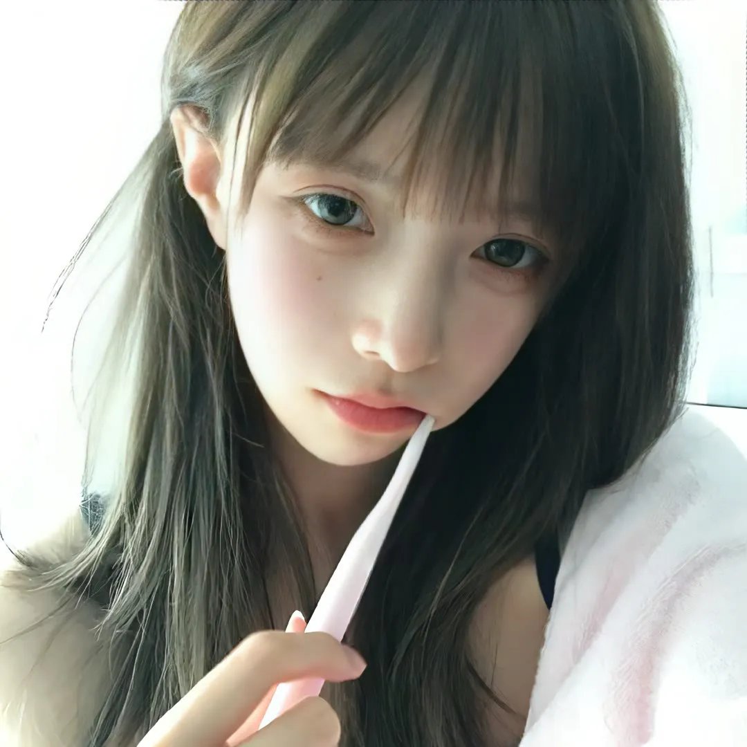 搭秋千的人